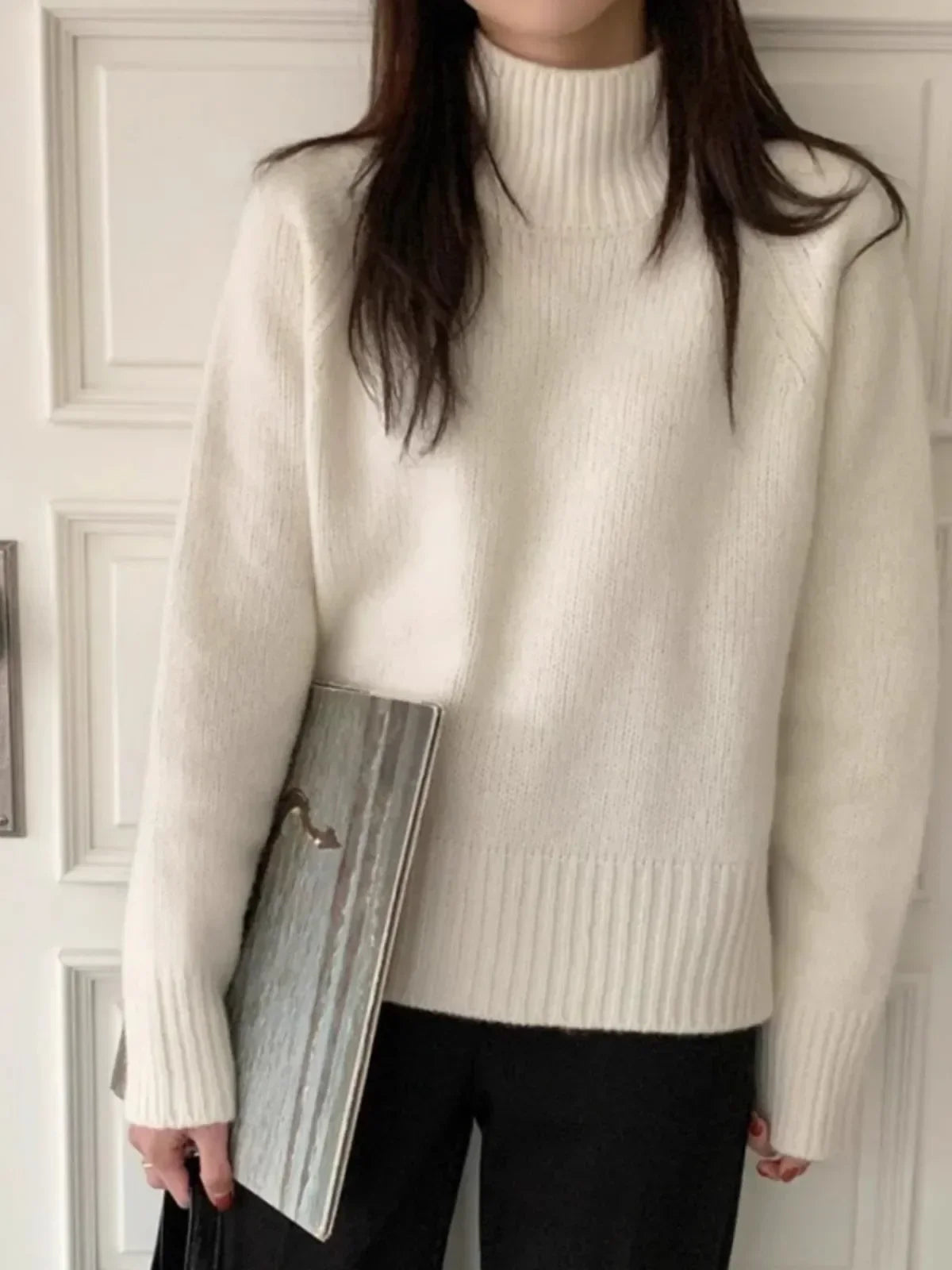 Knit Sweater – Round Neckline & Flexible Fit with Side Slits